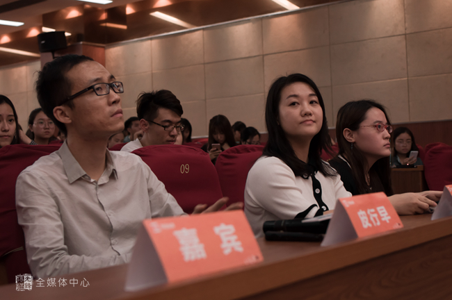 齐伟辰-2.jpg
