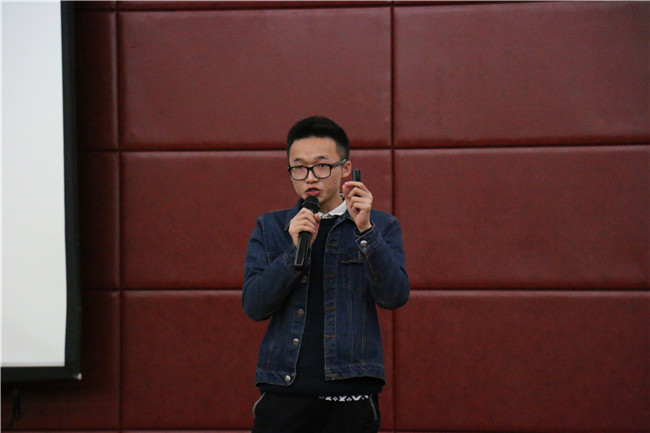 学长学姐演讲 (3).JPG