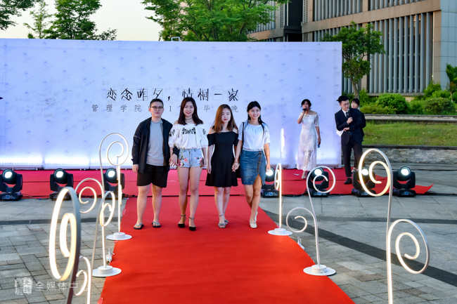 沈静言 (1).jpg