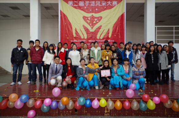 8E226KRD4$QPO7RSDY~H6LT.jpg