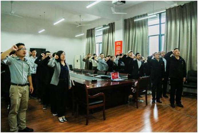 说明: cd8f91e0e71884e8651a3bceaf5cb84f