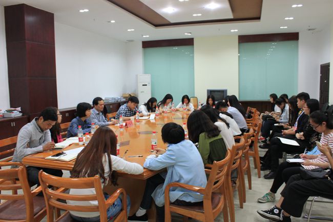 座谈会全景.jpg