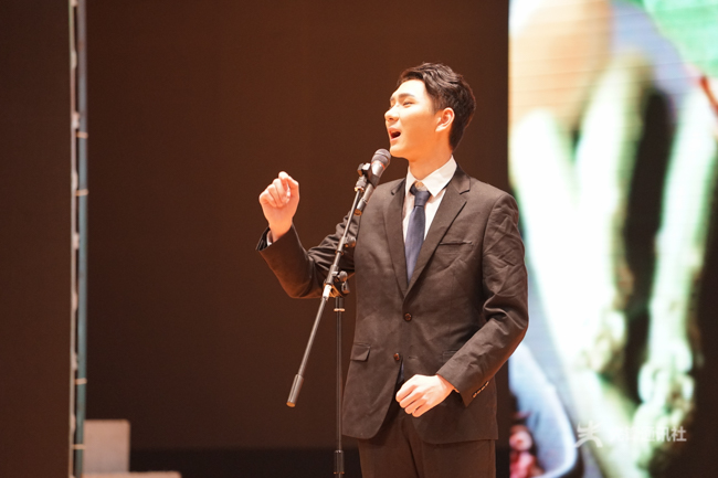 潘亿丹 (4).jpg