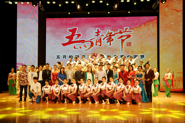 王依依7.jpg