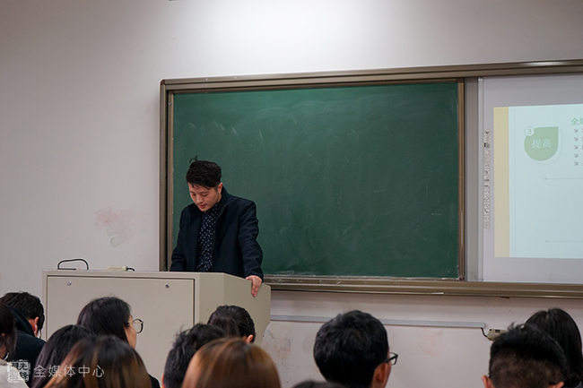 潘亿丹(4).jpg
